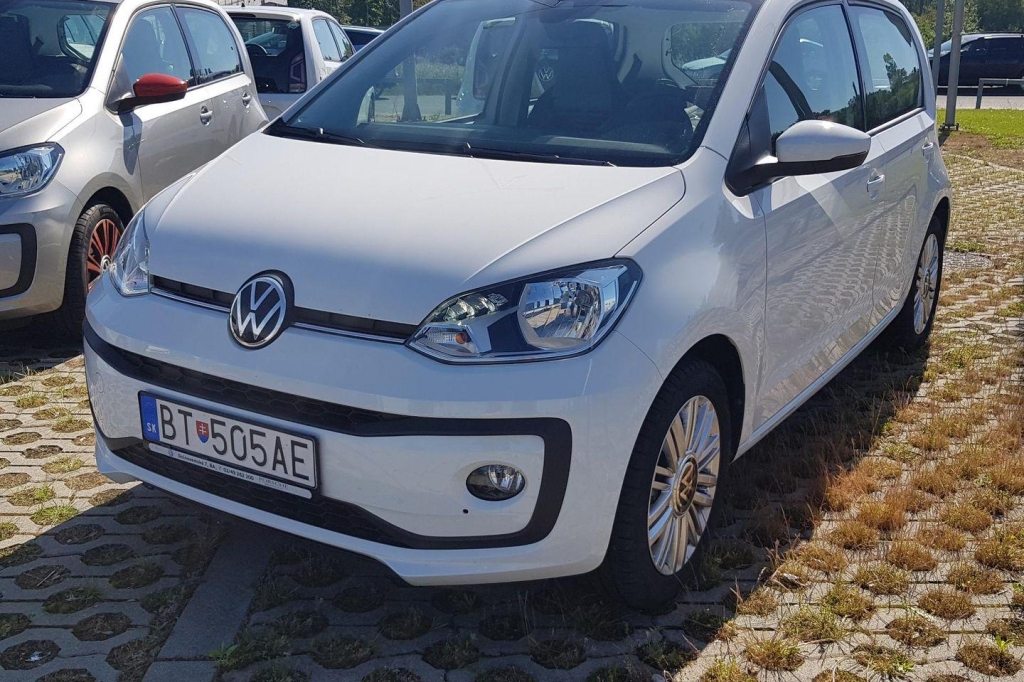 Volkswagen Up 2020 фото 3