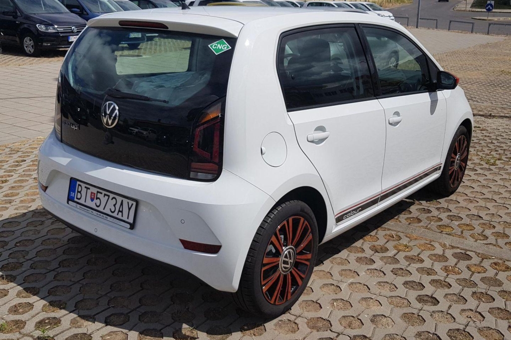 Volkswagen Up 2020 photo 2