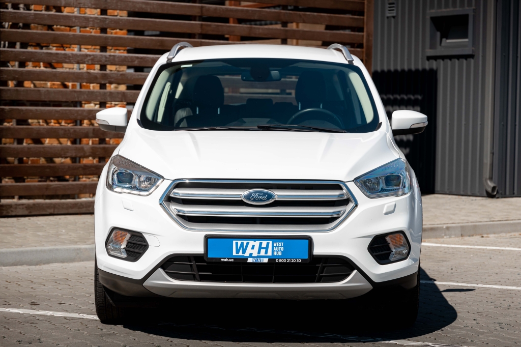 Ford Kuga 2019 фото 3