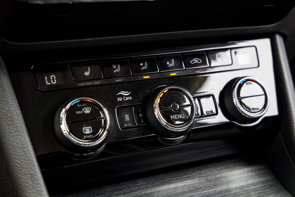 Skoda Superb 2019 photo 26