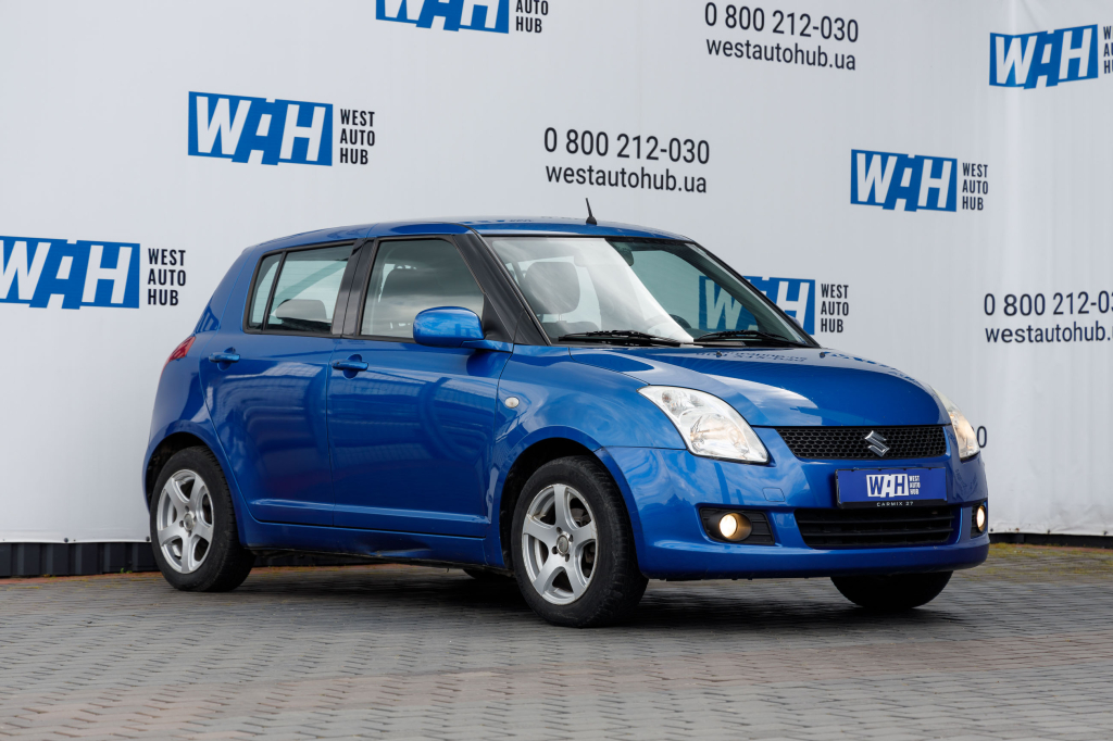 Suzuki Swift 2010 photo 2
