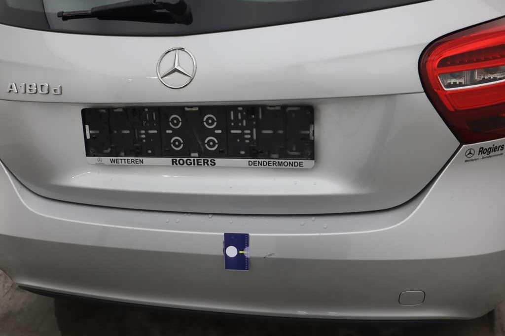 Mercedes-Benz A-Klasse 2017 photo 9