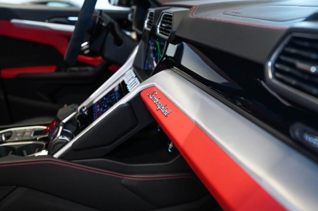 Lamborghini Urus 2019 photo 4