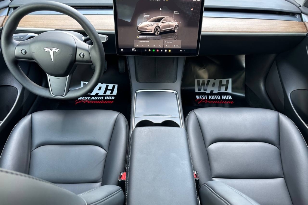 Tesla Model 3 2023 photo 19