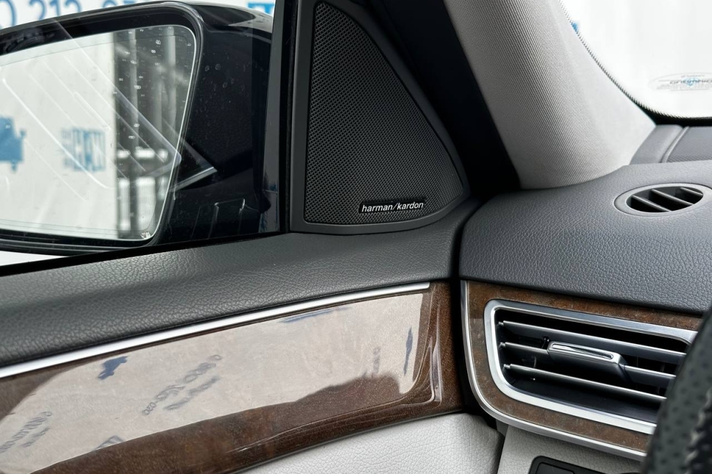 Mercedes-Benz E-Class 2015 4Matic фото 13