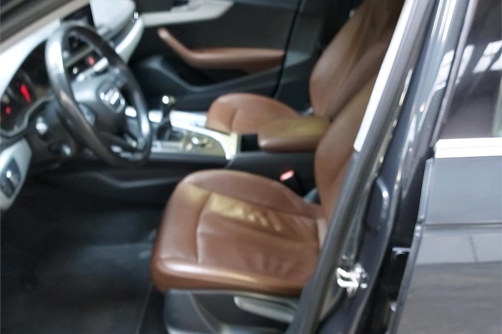 Audi A4 2017 photo 4