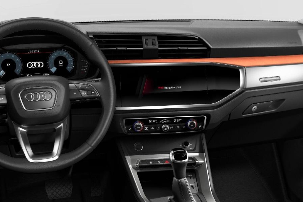 Audi Q3 2020 photo 1