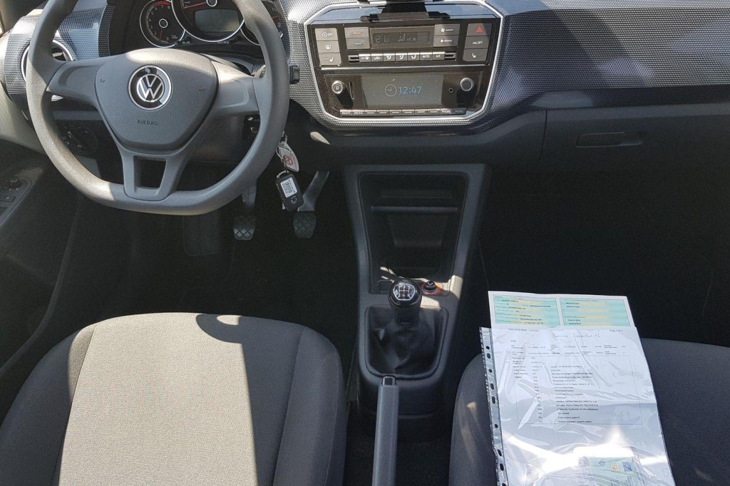 Volkswagen Up! 2020 фото 2