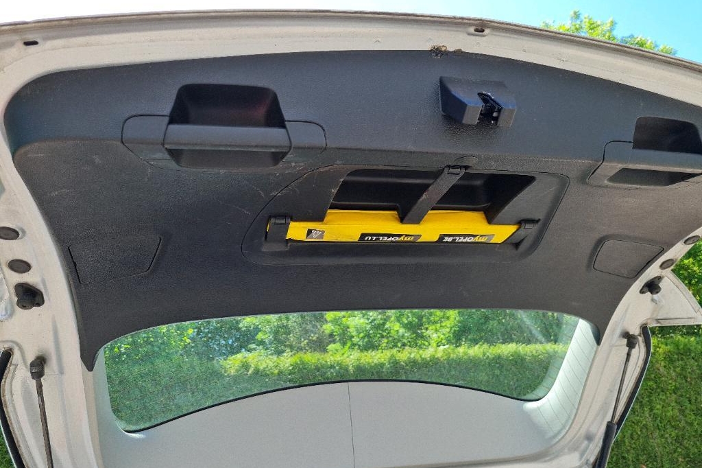 Opel Astra Sports Tourer 2015 photo 15