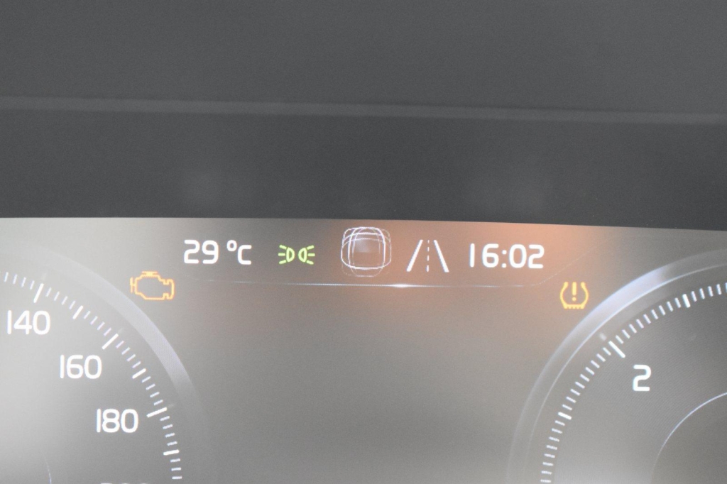 Volvo XC60 2020 photo 10