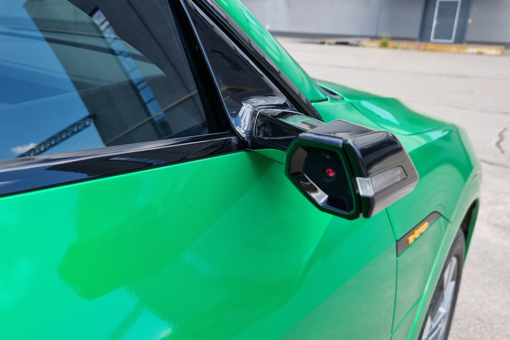 Audi e-tron 2020 фото 8