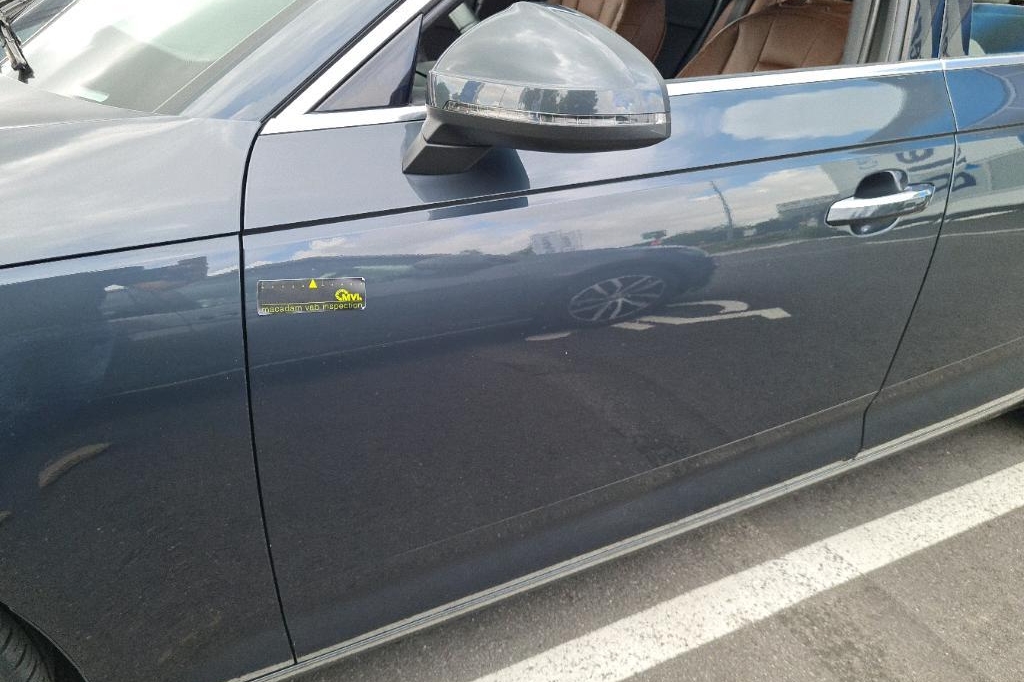 Audi A4 2016 фото 21