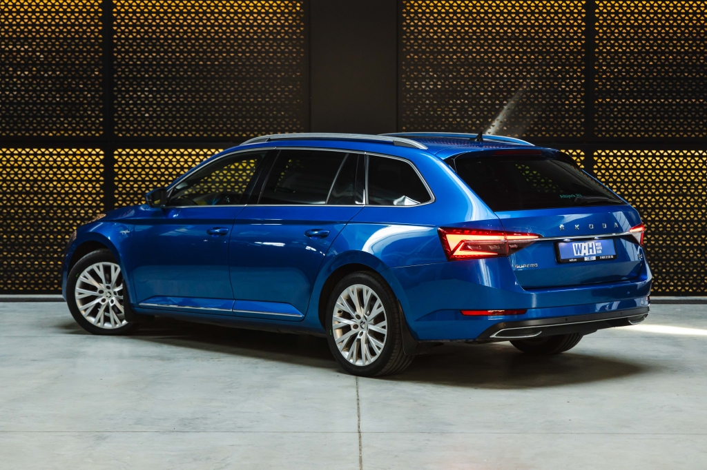 Skoda Superb Plug In Hybrid 2020 фото 14
