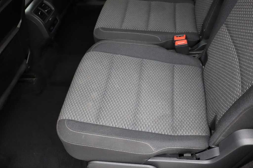 Volkswagen Touran 2017 фото 23