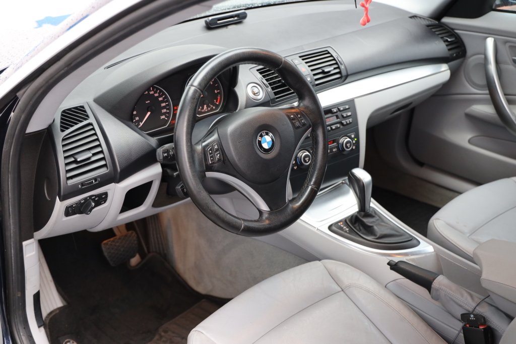 BMW 1 Series 116i 2008 фото 16