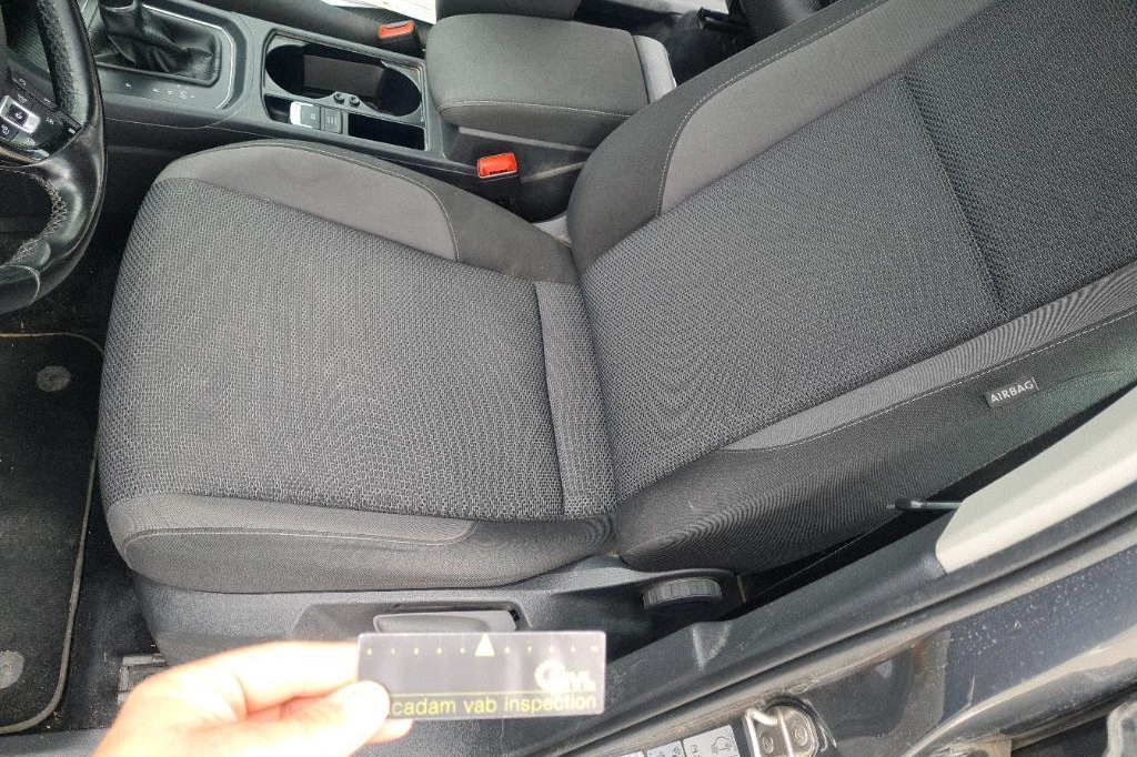 Volkswagen Touran 2016 фото 22