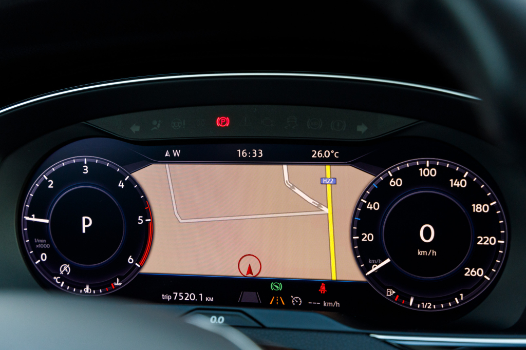 Volkswagen Passat B8 Highline 4Motion 2016 фото 17