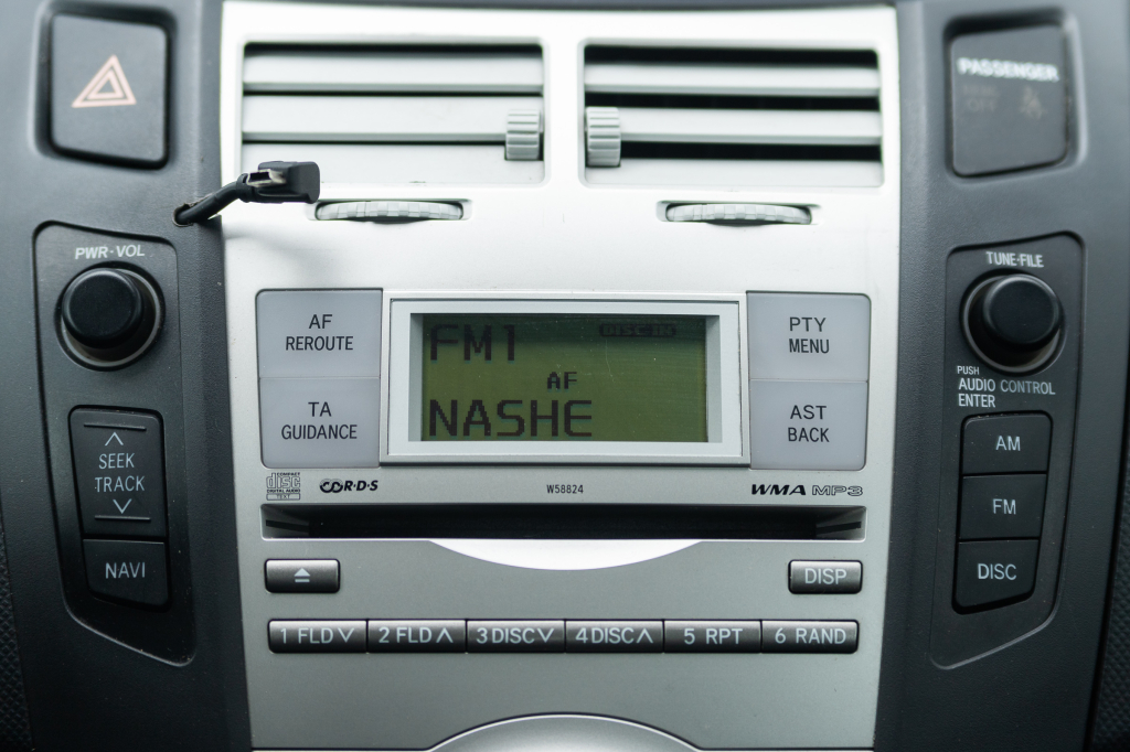 Toyota Yaris 2006 photo 18