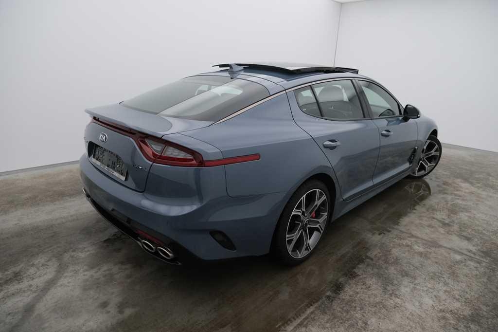 Kia Stinger 2020 фото 2
