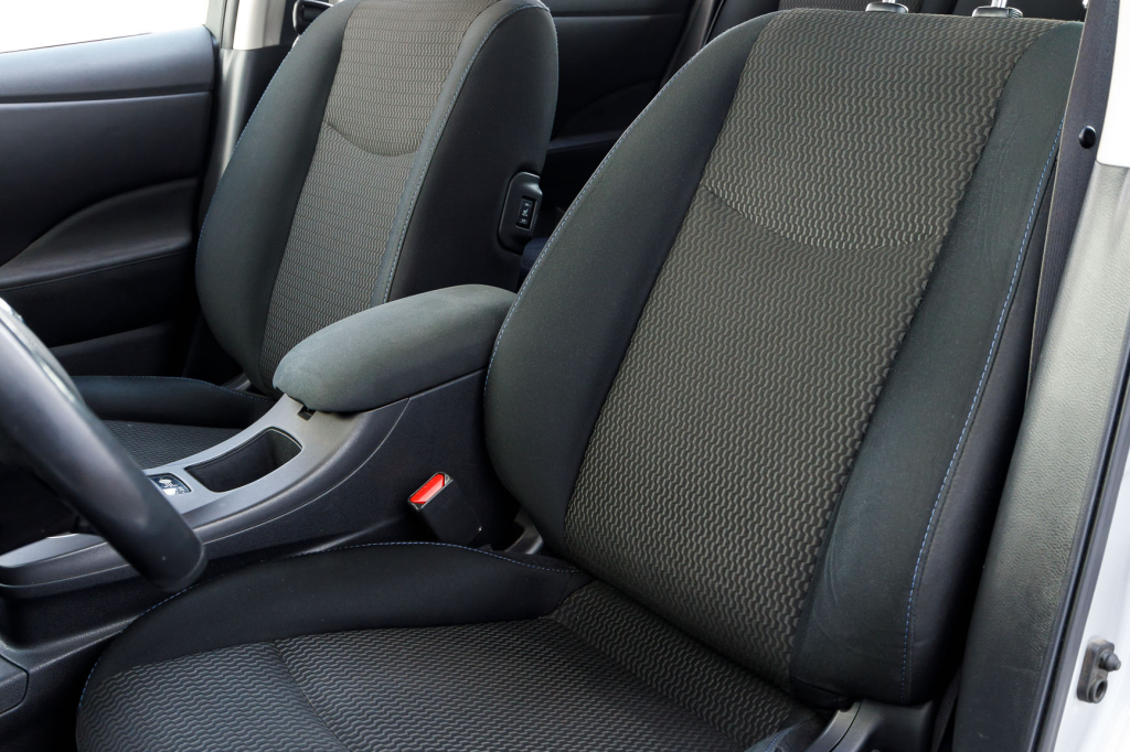 Nissan Leaf 2014 фото 7