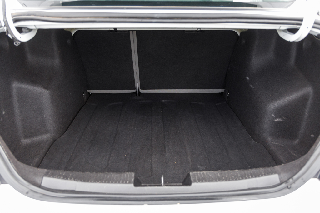 Chevrolet Sonic LS 2013 фото 27