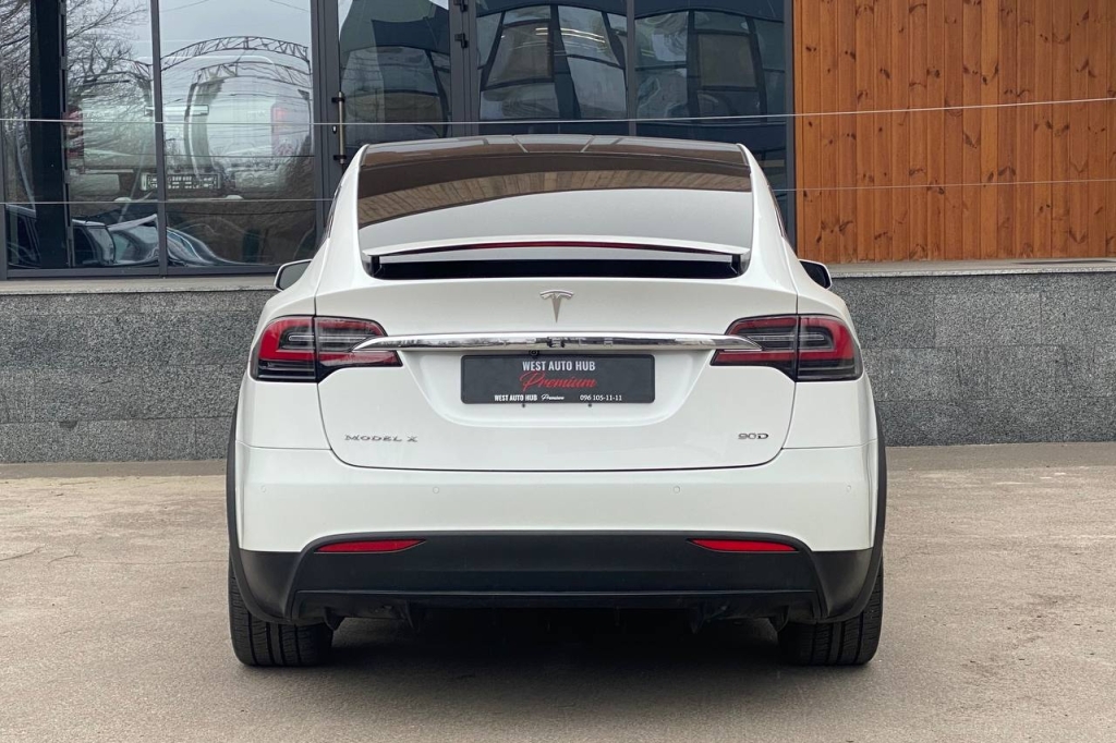 Tesla Model X 90D 2016 photo 4