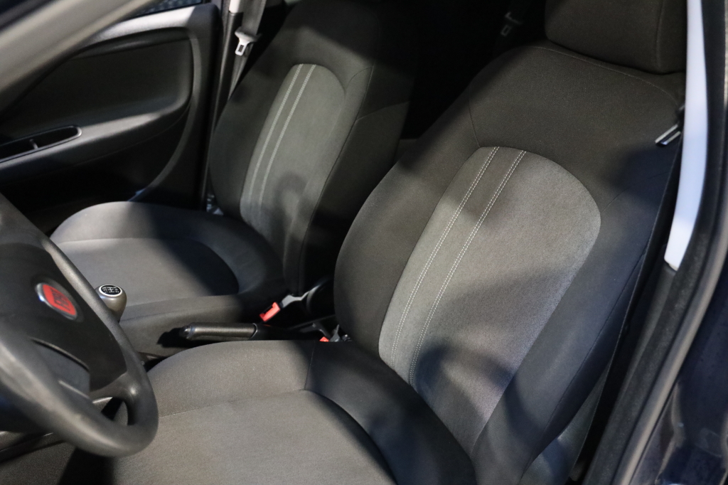 Fiat Punto 2017 фото 9