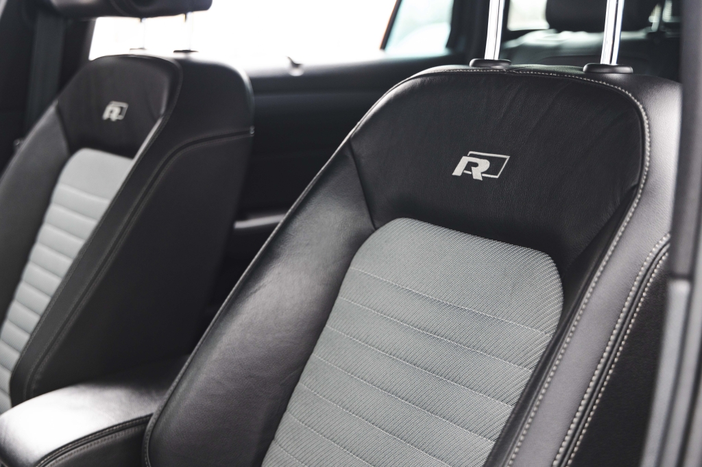 Volkswagen Passat BiTDi 4Motion 2016 photo 18