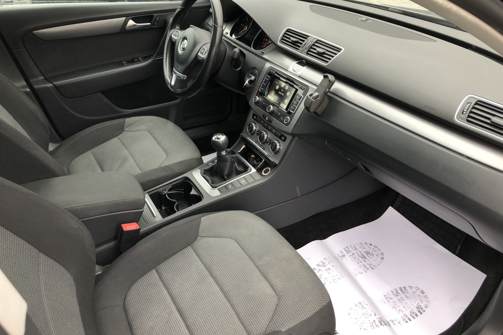 Volkswagen Passat B7 Panorama 2012 фото 25