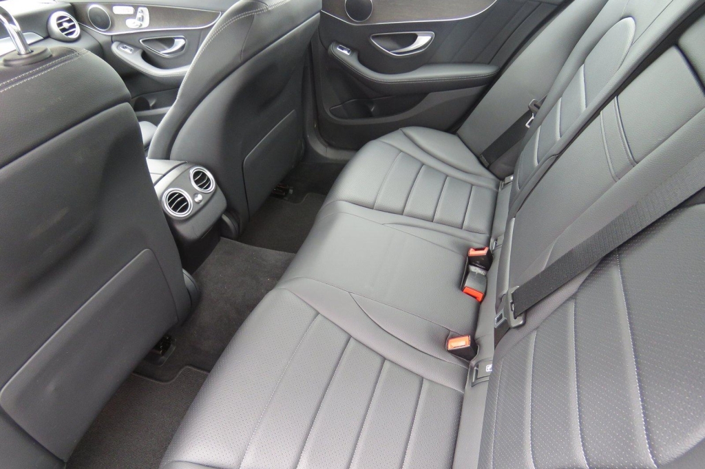 Mercedes-AMG C-Klasse 2019 фото 7