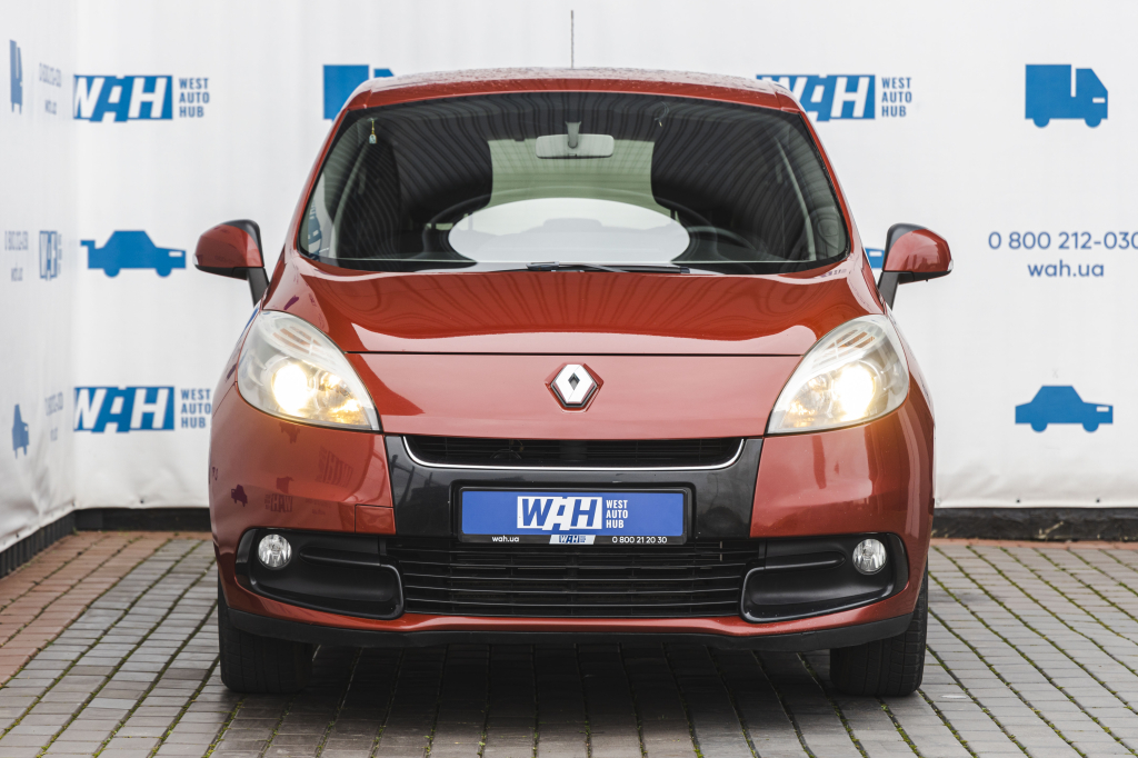 Renault Scenic 2013 фото 2