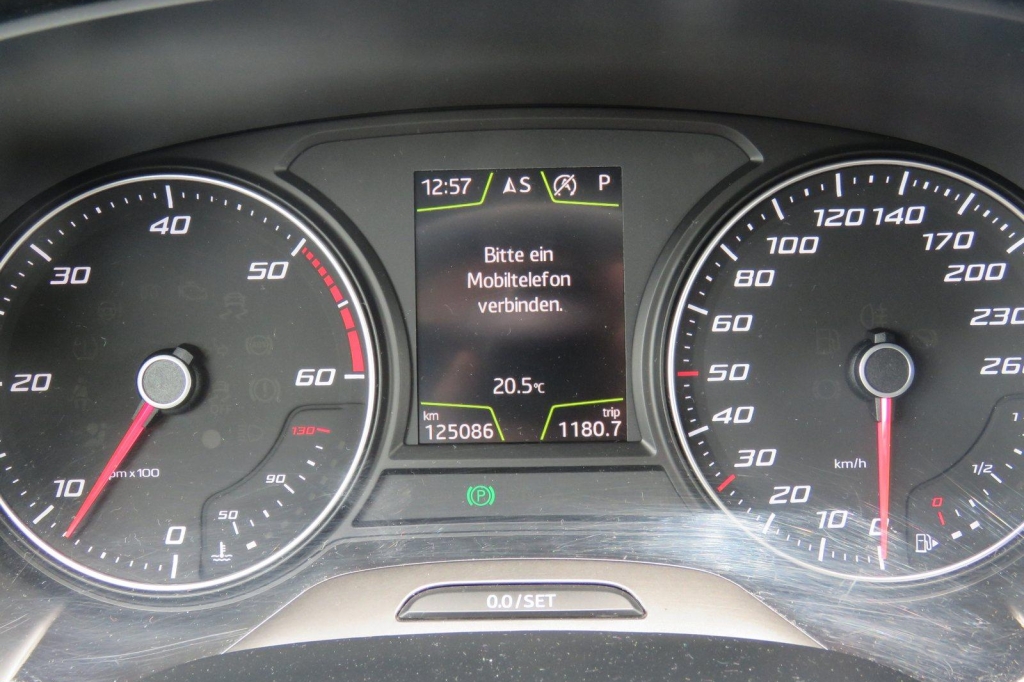 SEAT Leon ST 2017 фото 8