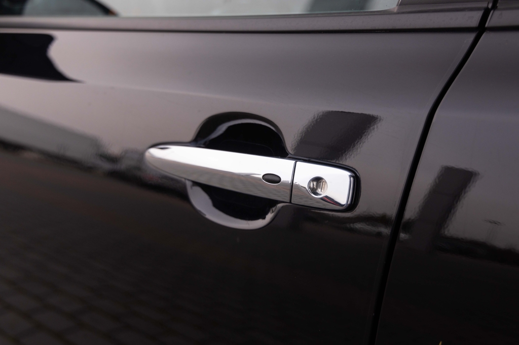 Nissan Leaf 2021 фото 12