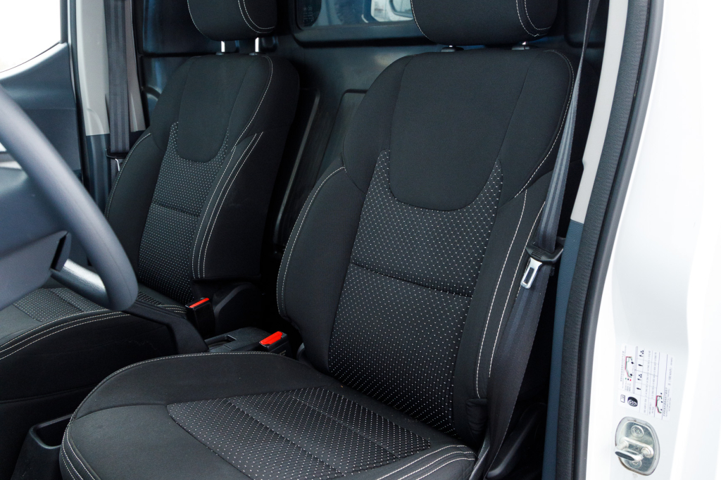 Maxus EV30L 2019 фото 7