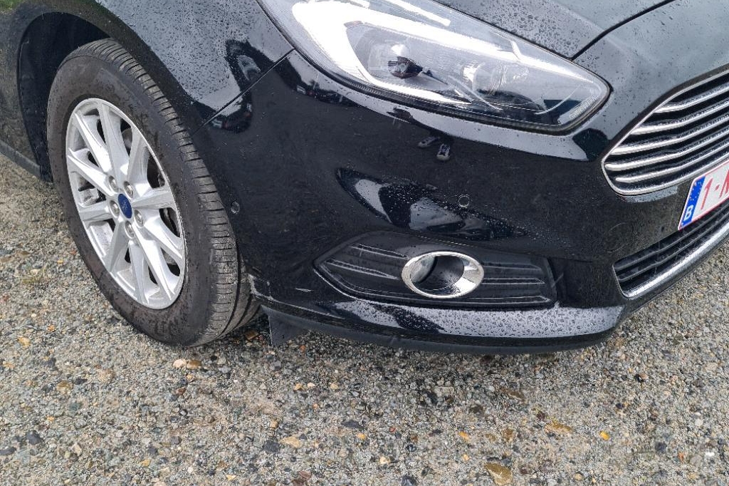 Ford S-Max 2016 фото 6