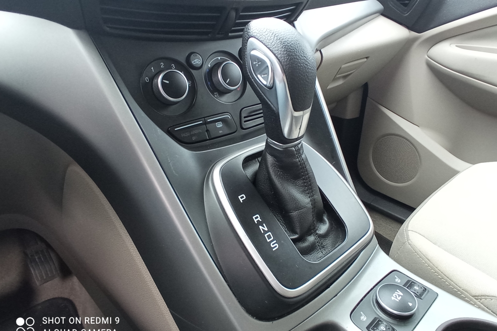 Ford Escape  4WHDR SE 2013 photo 14