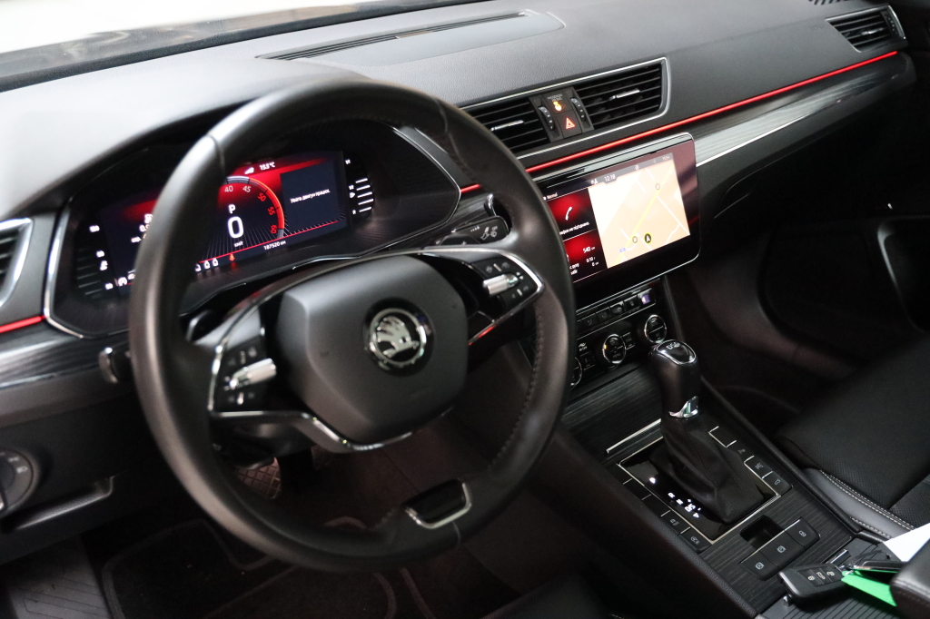 Skoda Superb 2022 фото 26
