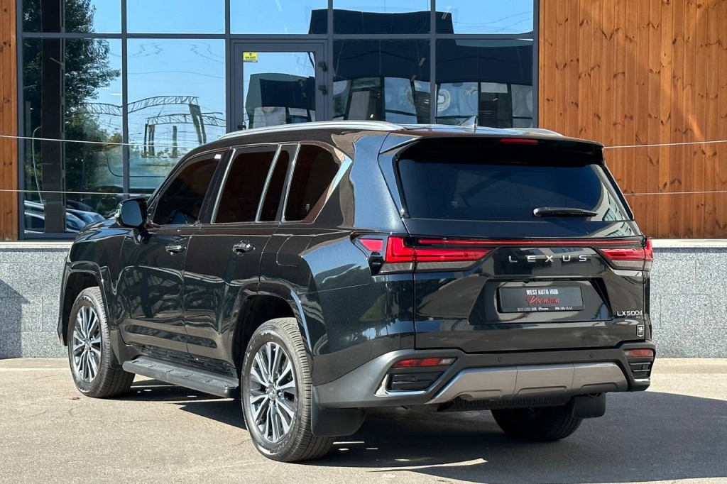 Lexus LX 500d 2023 фото 3