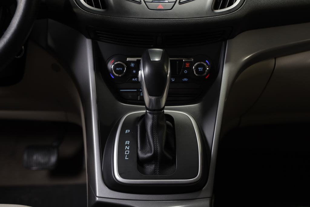 Ford C-Max 2016 фото 26