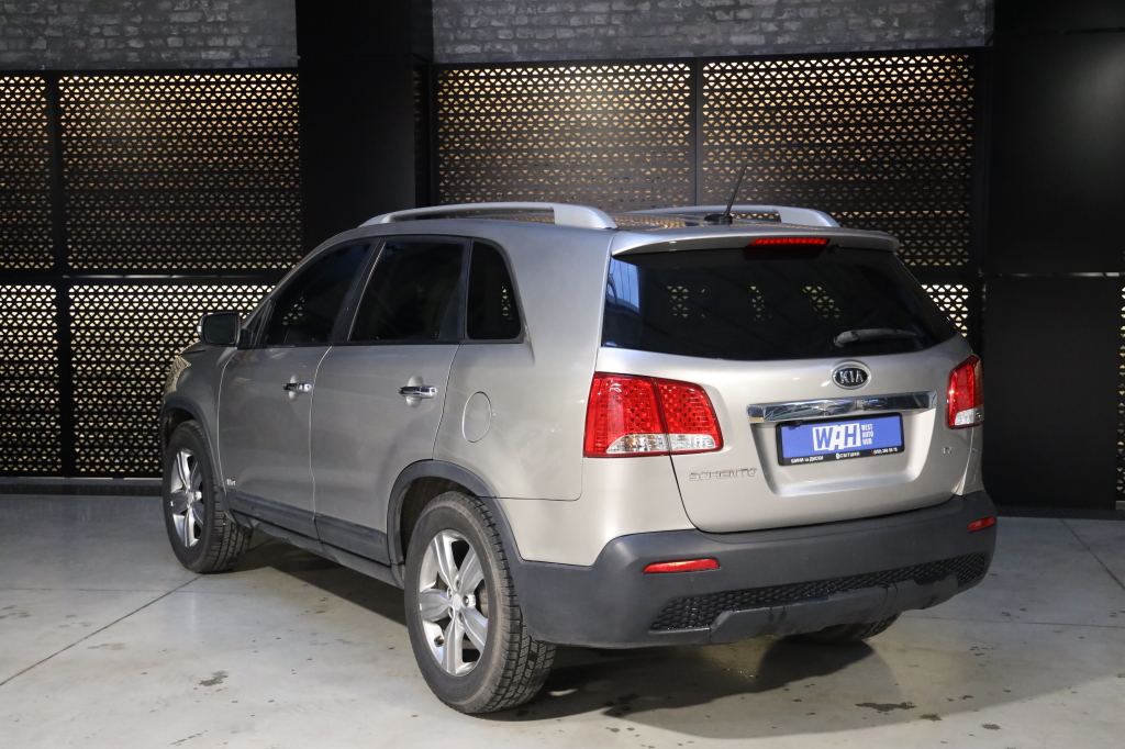 Kia Sorento 2012 photo 3