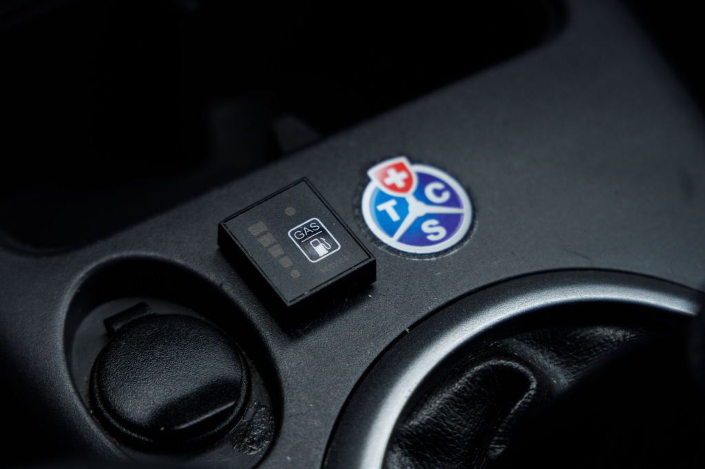 Suzuki Swift 2010 photo 12