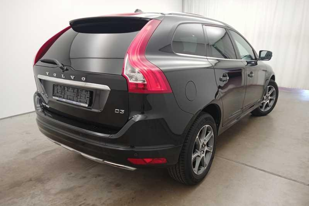 Volvo XC60 2016 photo 3