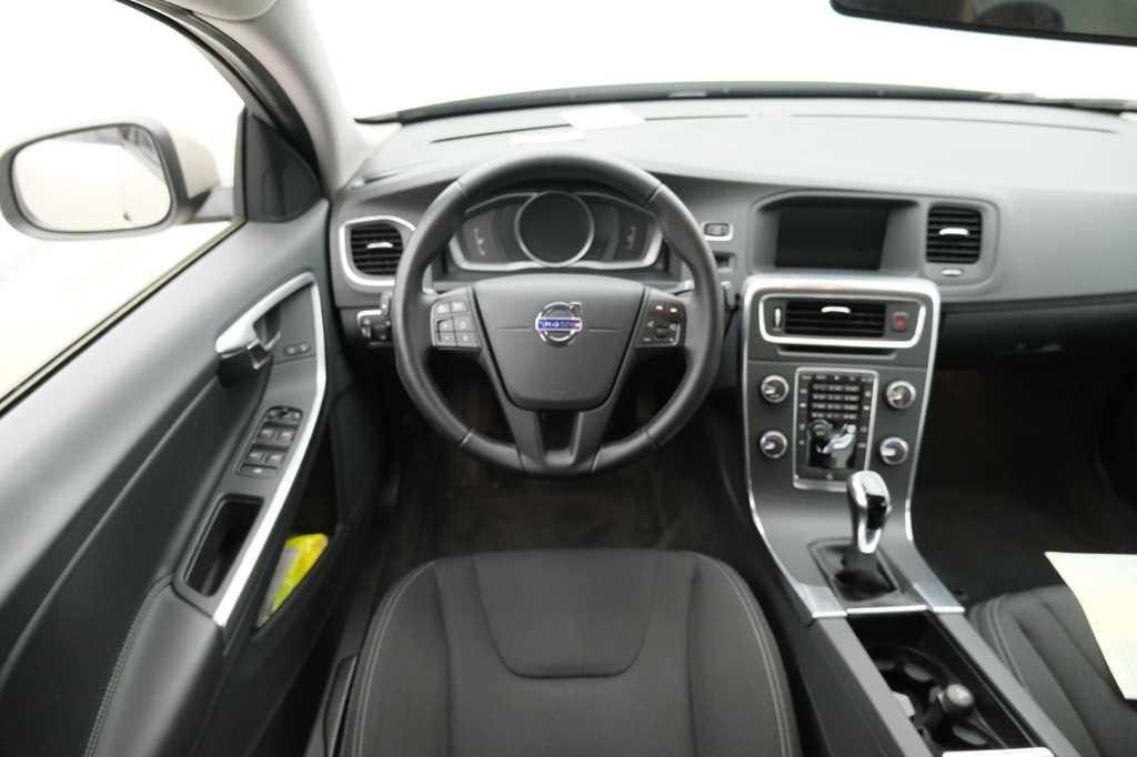 Volvo S60 2017 photo 3