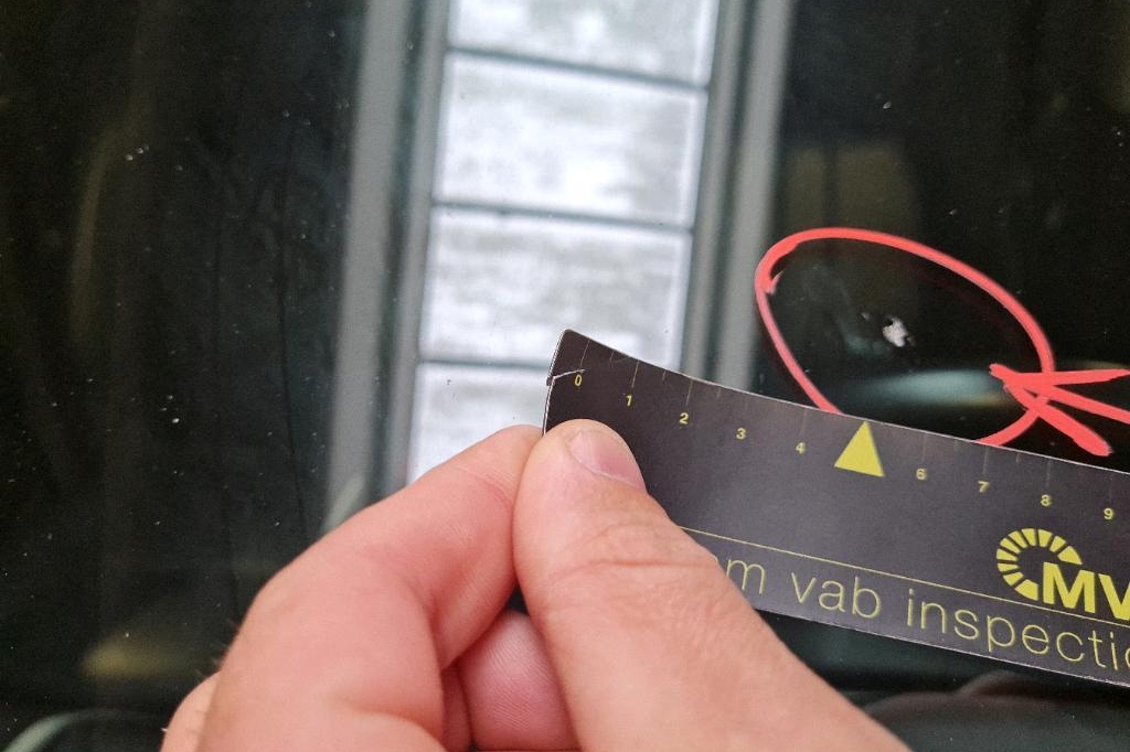 Land Rover Discovery Sport 2017 photo 16