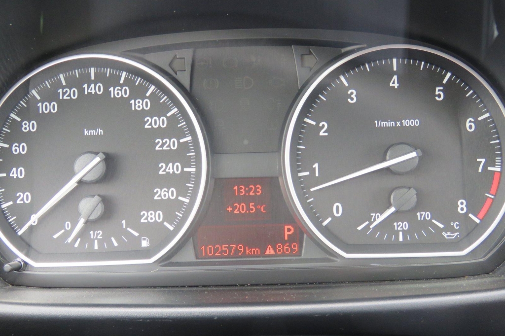 BMW 1er 2012 фото 8