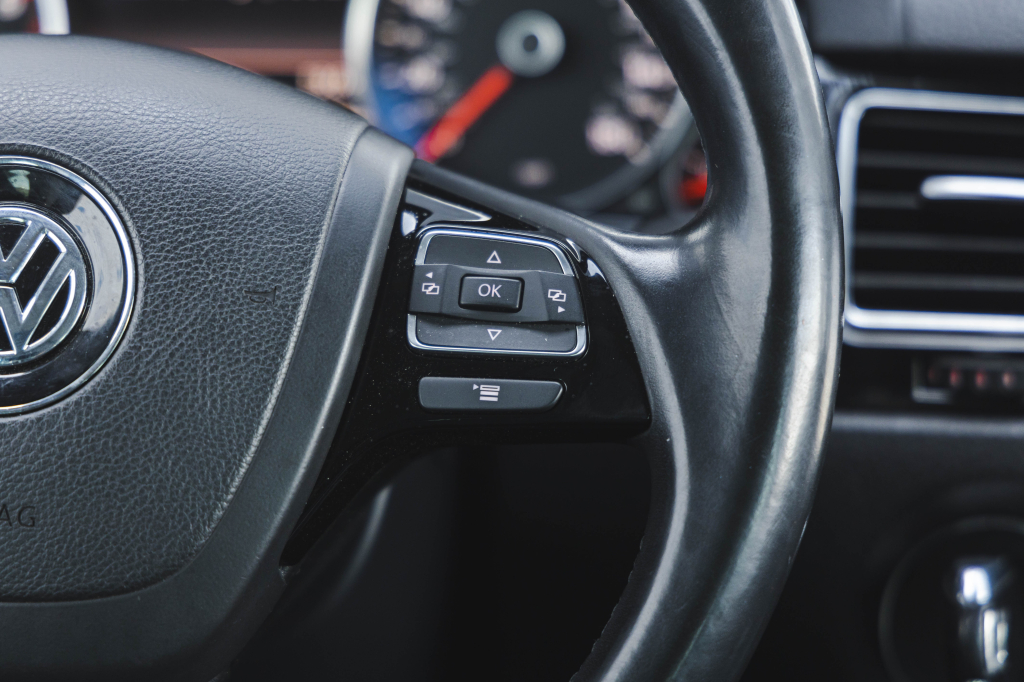 Volkswagen Touareg 2011 фото 19