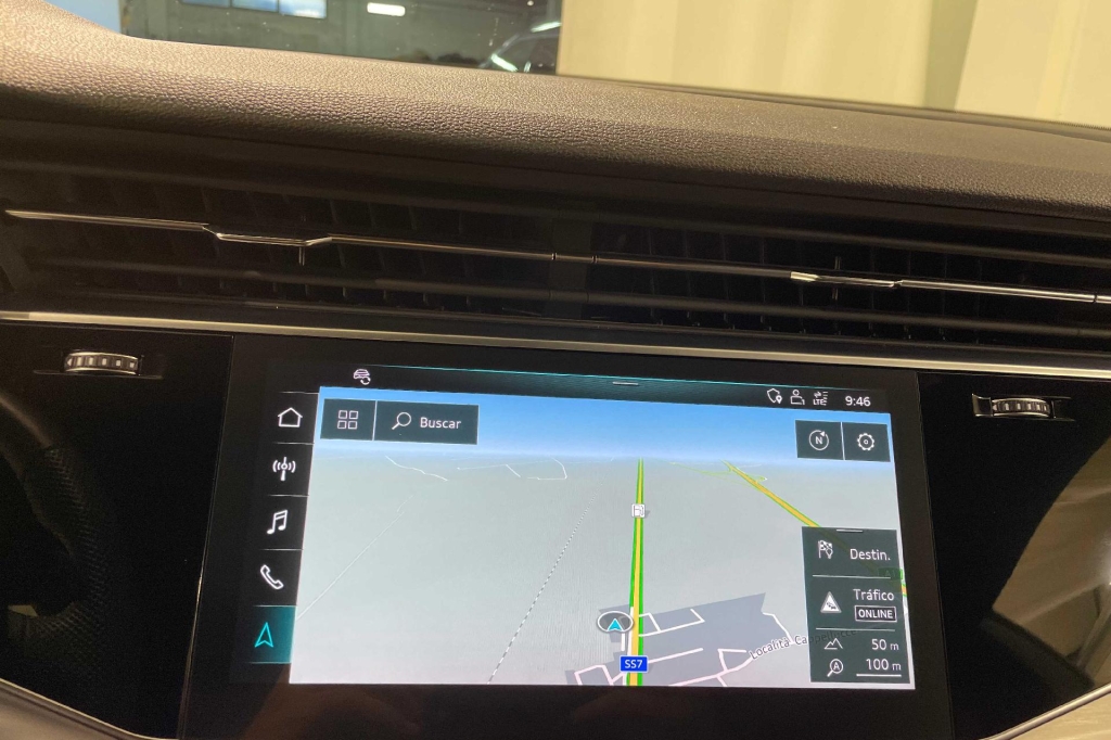 Audi Q8 2020 фото 7