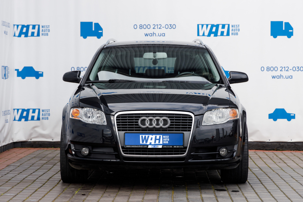 Audi A4 2005 фото 4