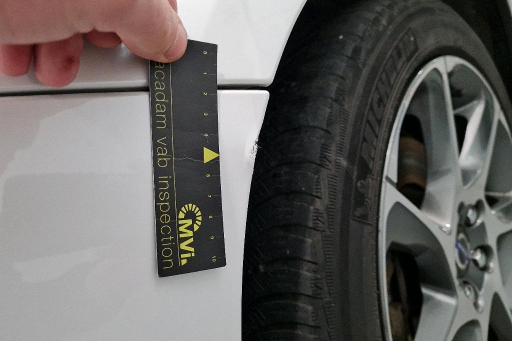 Volvo V60 2016 фото 30