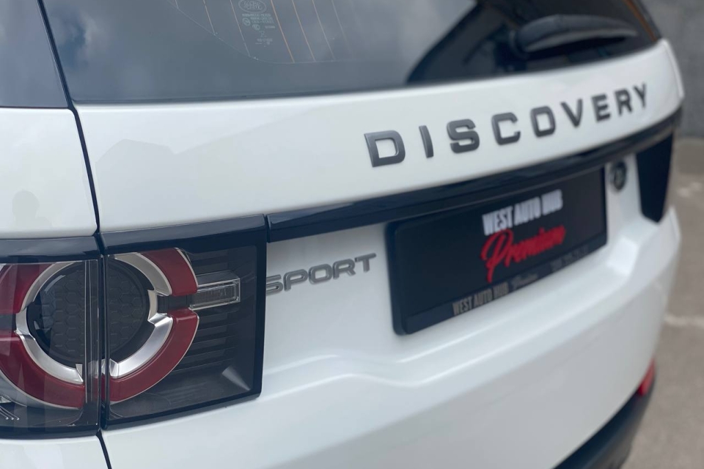 Land Rover Discovery Sport 2017 фото 6